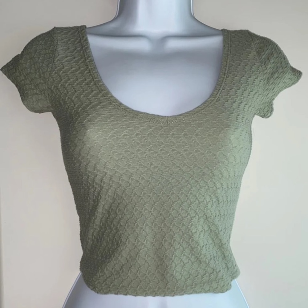 crop top